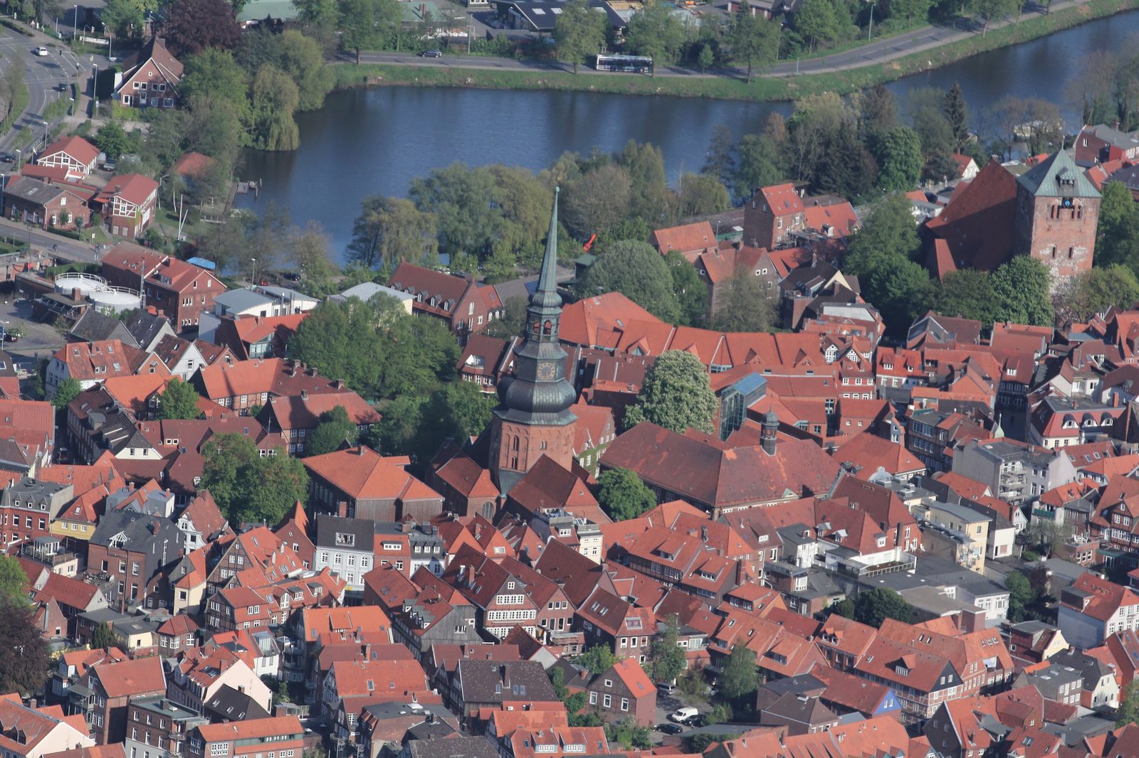 Dächer der Altstadt mit St. Cosmae