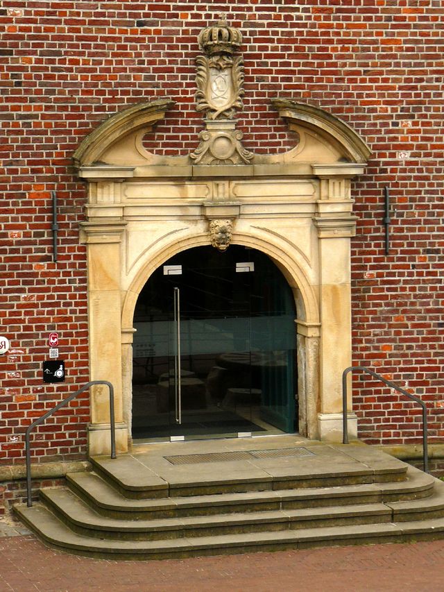 Das Sandsteinportal des Schwedenspeichers