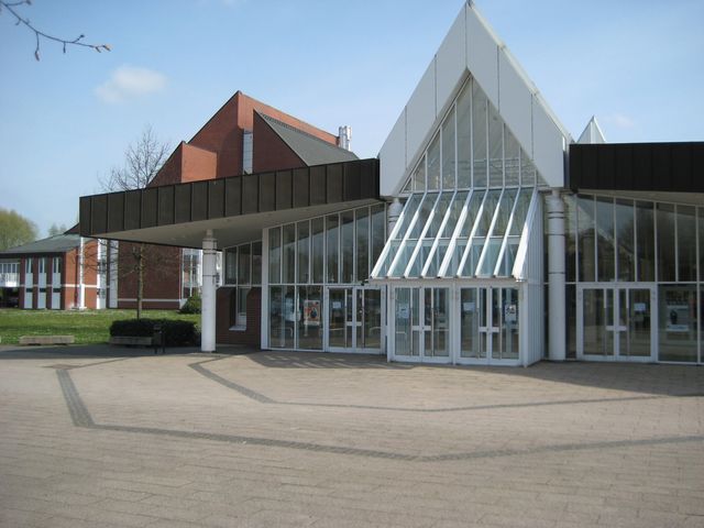 Das Stadeum, Kultur- und Tagungszentrum (1989)
