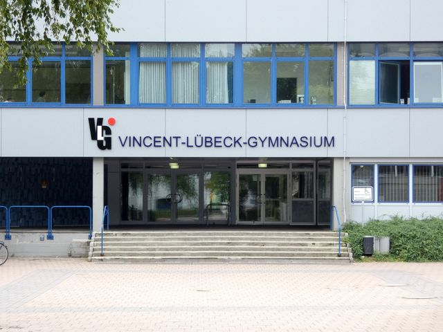 Hauptportal des Vincent-Lübeck-Gymnasiums